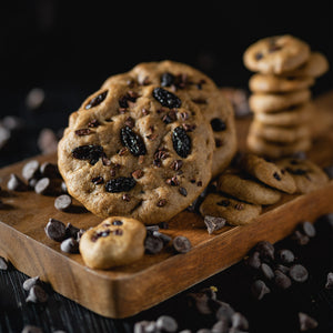 Open image in slideshow, Akind Cacao Nibs and Raisins Cookies
